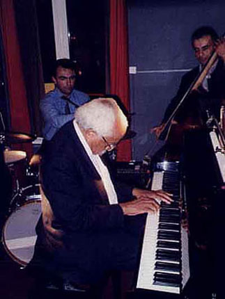Barry Harris (Klavier) undAlex Milo (Kontrabaß)